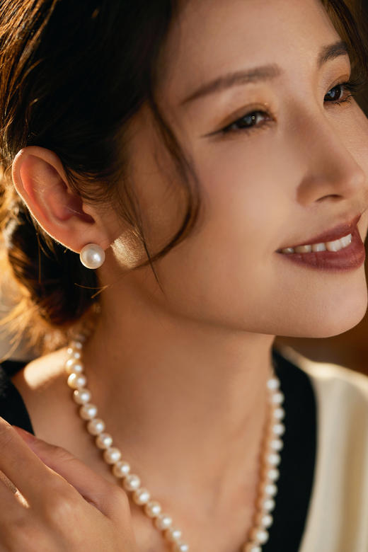 Manreya玛芮雅锦绣爱迪生超大珍珠耳钉 商品图2