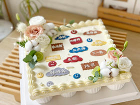 16杯杯子蛋糕，私人订制，文字主题翻糖手工制作，可更改，需提前24小时以上预订，鲜花搭配随机