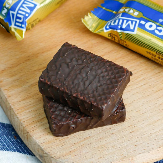 优佳  巧克力威化饼干210g*2 商品图2