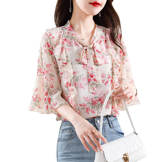 KQL E216N3792碎花雪纺衫时尚气质喇叭袖小衫 商品图4