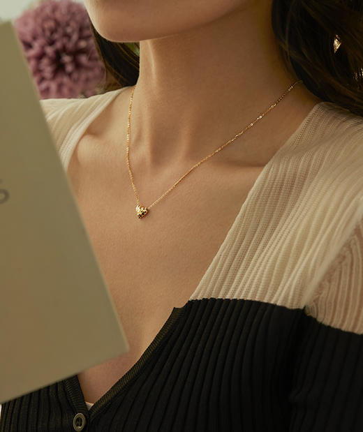 Oflye潮流饰品 爱心项链女新款百搭锁骨链轻奢饰品 商品图0