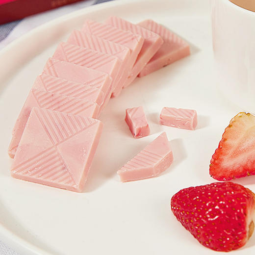 「4盒装！4款口味」雅富抹茶草莓味黑巧克力110g盒装 情人节巧克力糖婚礼伴手喜糖零食 商品图4