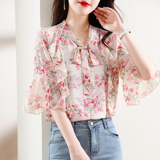 KQL E216N3792碎花雪纺衫时尚气质喇叭袖小衫 商品图2