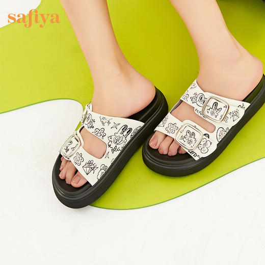 Safiya/索菲娅2023夏季新品萌趣IP炸毛兔厚底休闲假日外穿凉拖 SF32110014 商品图5