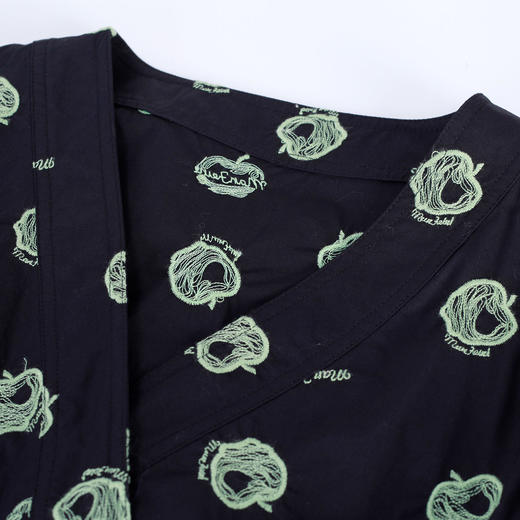 NF8U8斯尔丽瑟俪2023夏季新款V领短袖拉链装饰潮流印花百搭显瘦连衣裙 商品图4