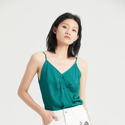 谜底V领小吊带女2023夏季新款纯色宽松细吊带上衣内搭236MN7104 商品图3