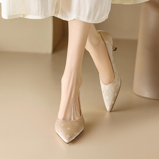 优雅百搭，尖头爆款真丝单鞋DB-M5559 商品图3