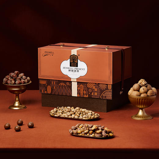 【臻味】环球荟萃坚果礼盒2.3kg 商品图0