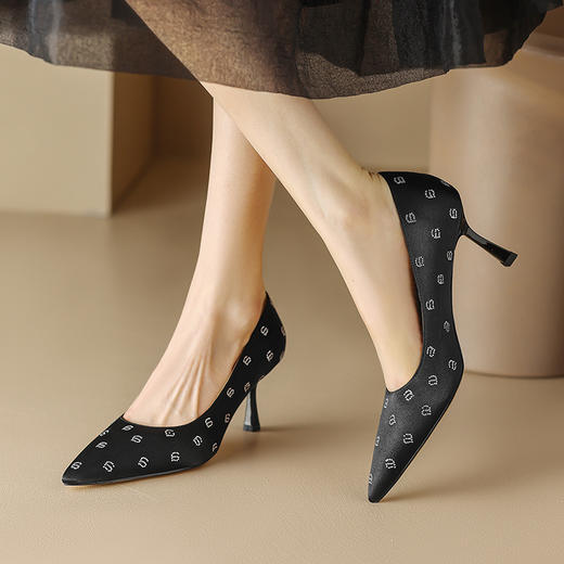 优雅百搭，尖头爆款真丝单鞋DB-M5559 商品图5