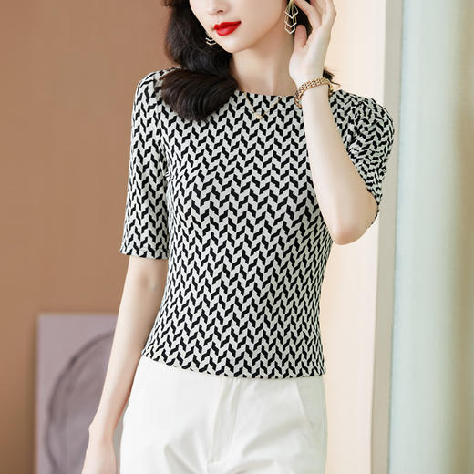 新款一字领经典修身百搭T恤网纱打底衫K-301H9513 商品图1