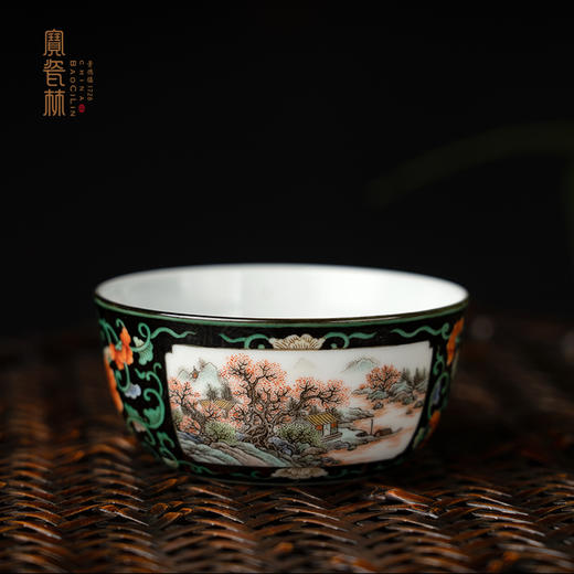 黑地五彩开窗山水杯 商品图0
