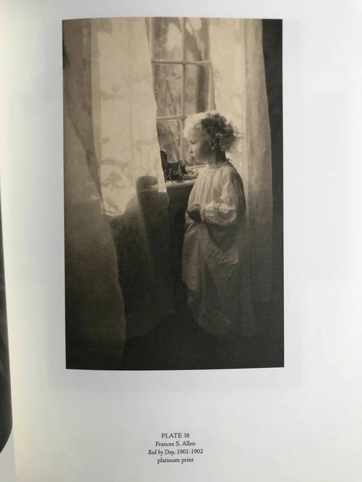 艾伦姐妹：摄影师1885-1920年 138幅插图 精装大16开 商品图11