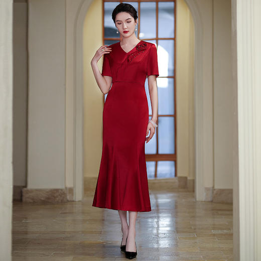 小众设计感，醋酸改良旗袍婚礼妈妈鱼尾裙主持人晚礼服QQX-2299162 商品图1