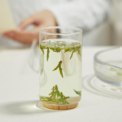 【2025年新茶】绿茶 鹰窠顶 明前特级 龙井茶 牛皮纸包250g 商品图4