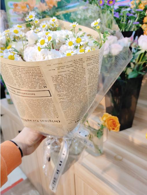 折射玫瑰+洋甘菊花束（拼团） 商品图3