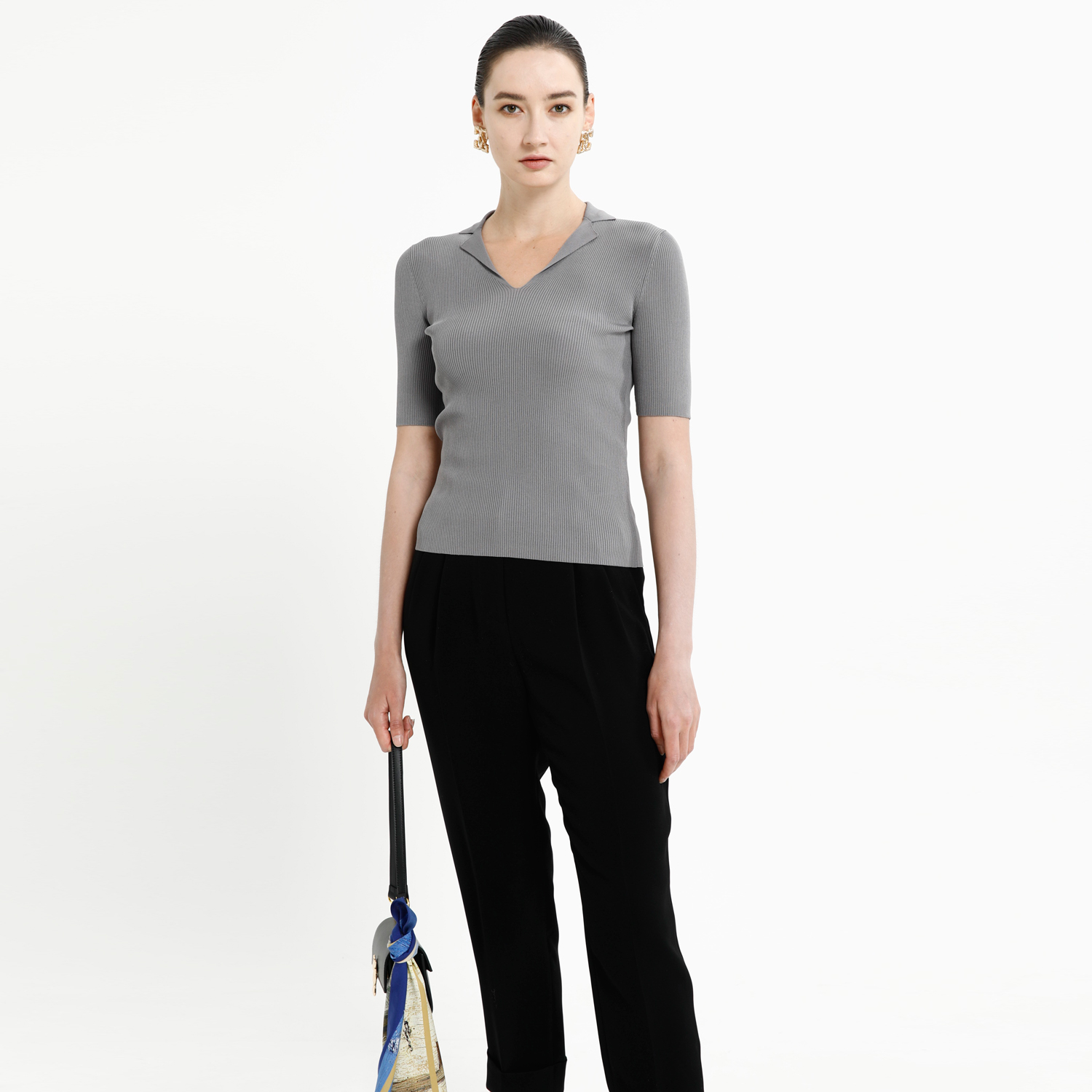 卡莉朵拉针织衫C26B7328