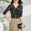 夏季新款，时尚百搭气质感印花V领上衣搭中长款百褶裙两件套HR-WG83189 商品缩略图2
