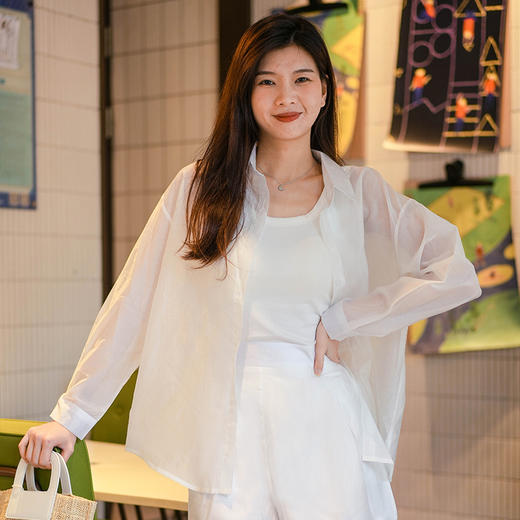 Avann时尚后背小开叉天丝衬衫 商品图10