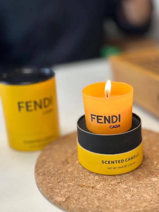 FENDI经典系列
青柠罗勒香氛蜡烛（领秀店） 商品图1