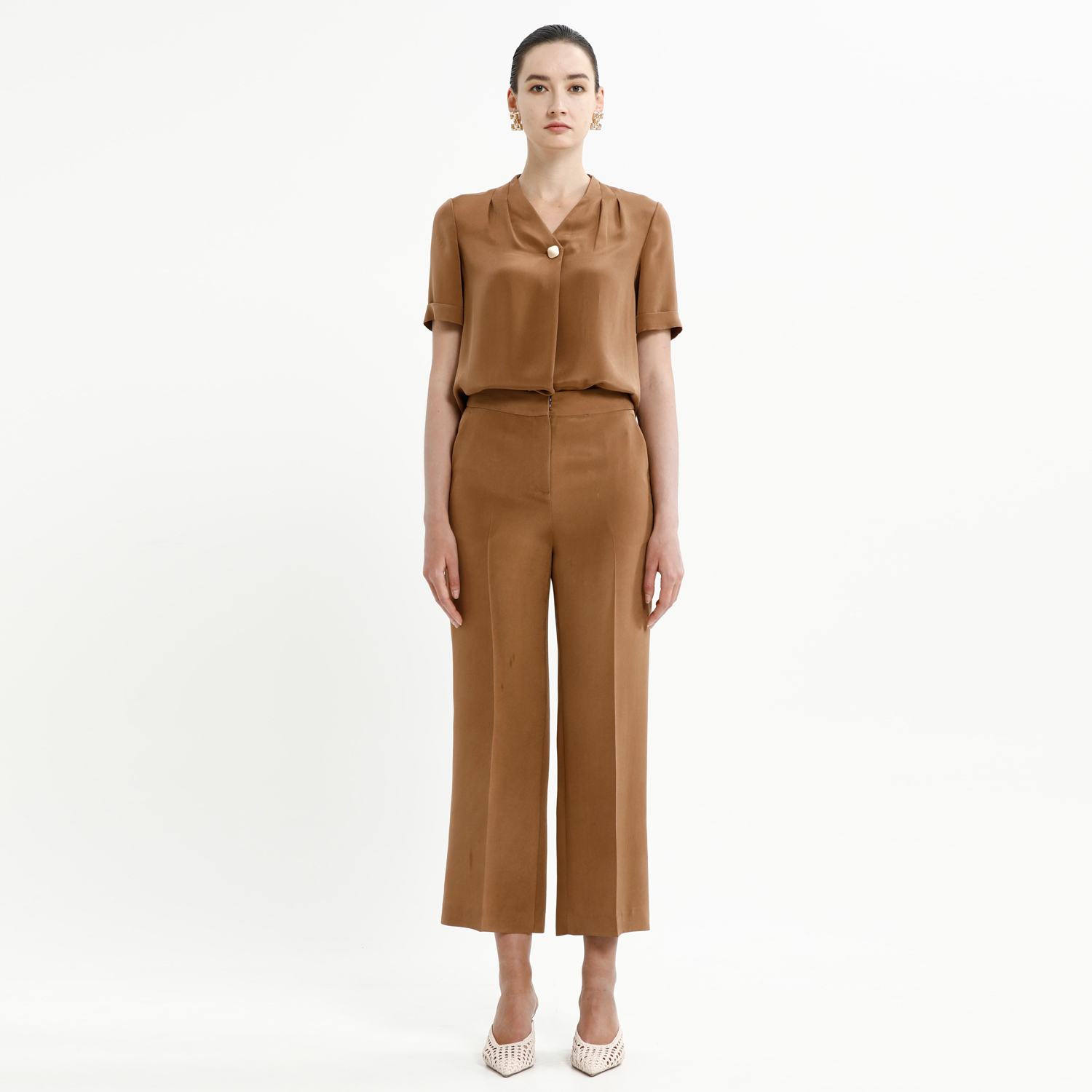 卡莉朵拉衬衫C26B7150