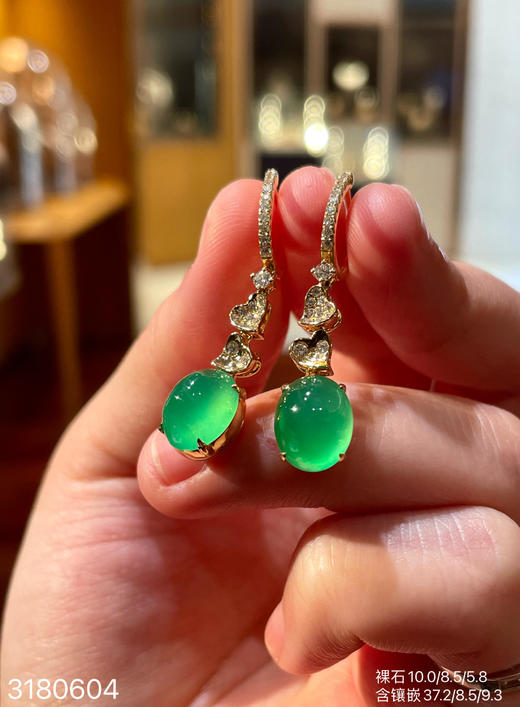 玻璃木纳艳绿蛋面耳坠 79999【3180604】 商品图2