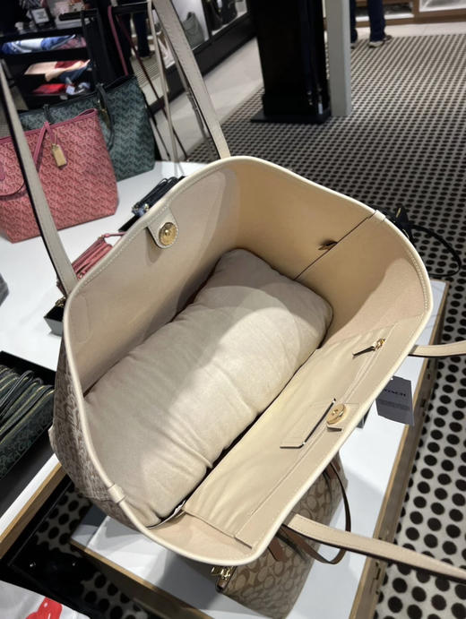 ¥1100直邮到手✈️Coach新city印花[强]简直了，整个｜Goyard｜即视感｜‼️号称一个能装下世界的托特包，本周价格底谷！ 商品图7