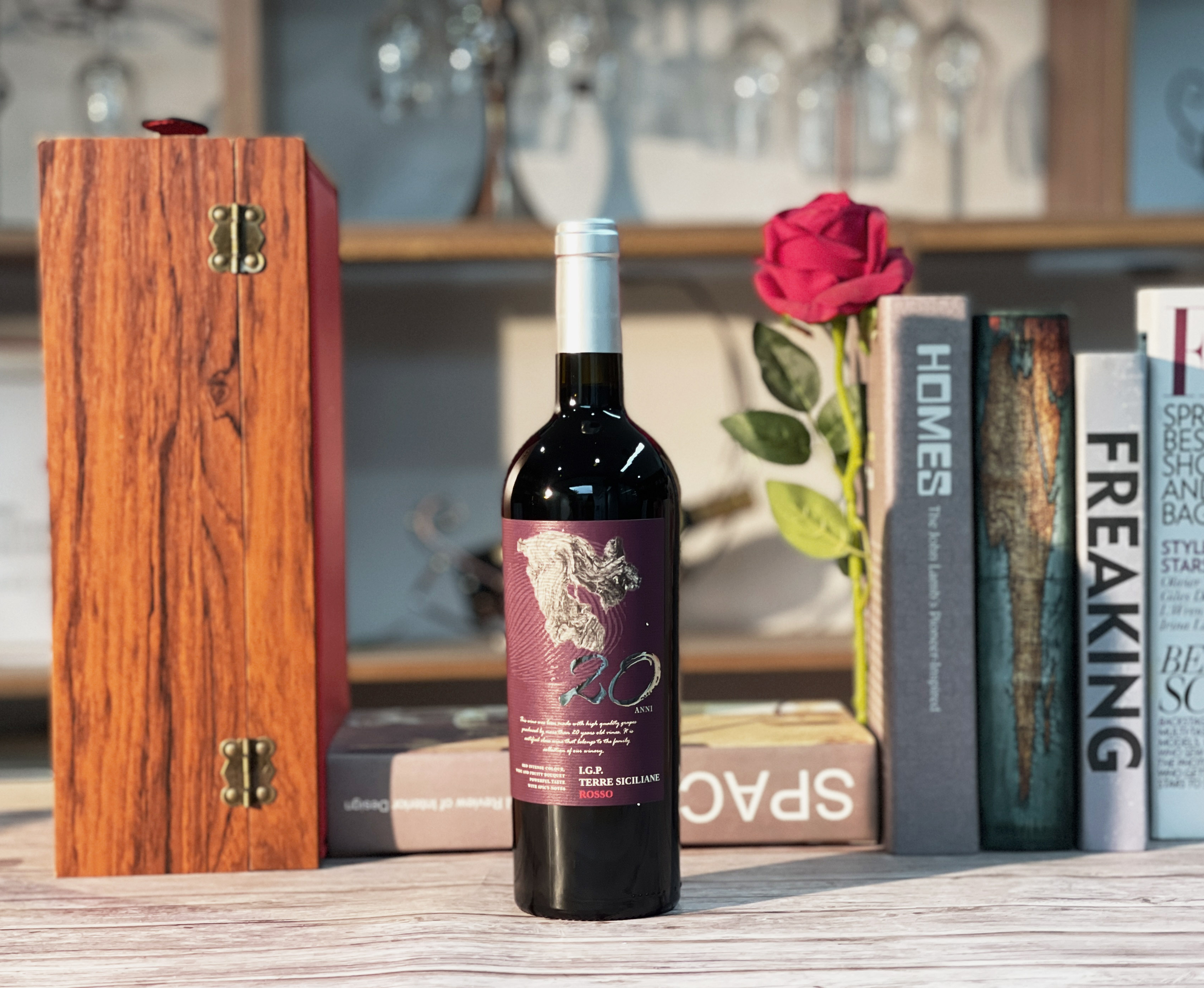 【DOCG---西西里20年老藤红葡萄酒】（1瓶起） 下单后请联系微信客服