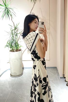 摩登都市风，大印花既有夏日度假休闲感又自带通勤属性❣