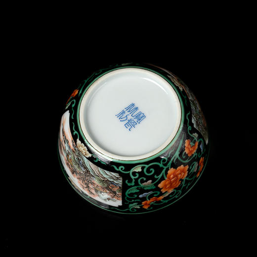 黑地五彩开窗山水杯 商品图4