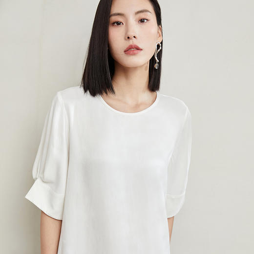 玳莎设计感五分袖小衫女2023年夏季新款百搭米白色宽松圆领上衣  DB31202 商品图2