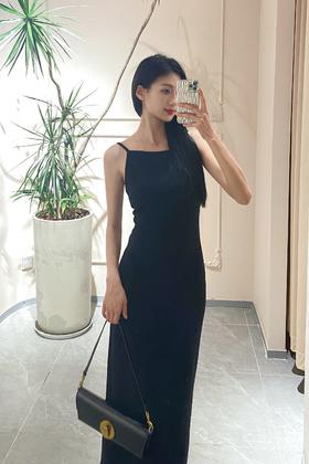 永远可以相信小黑裙🖤法式复古轻礼服#