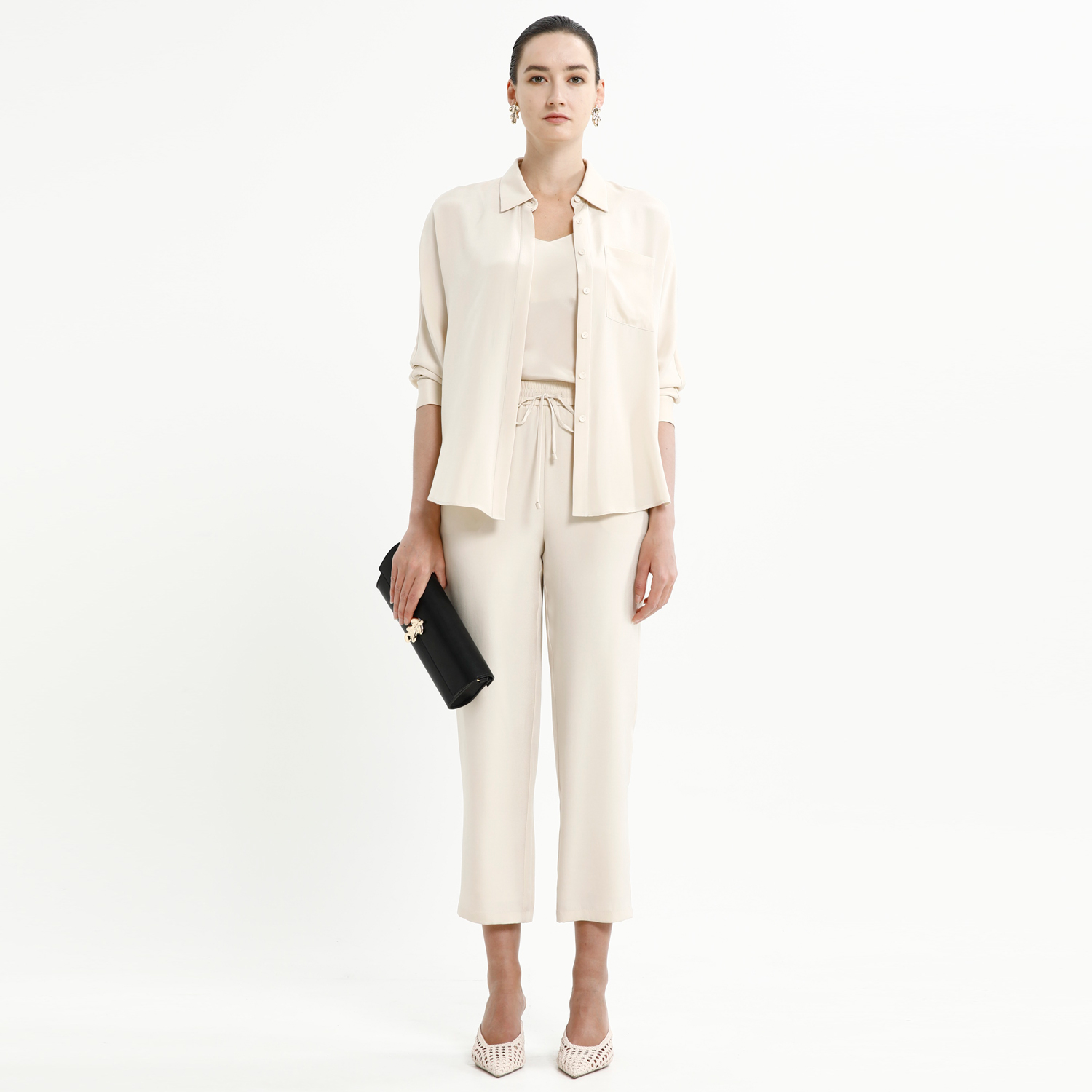 卡莉朵拉吊带C26B7156