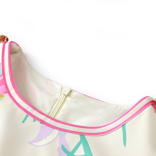 优雅复古，气质名媛感粉色花瓣印花圆领重工艺连衣裙WLZD-2306409 商品图2