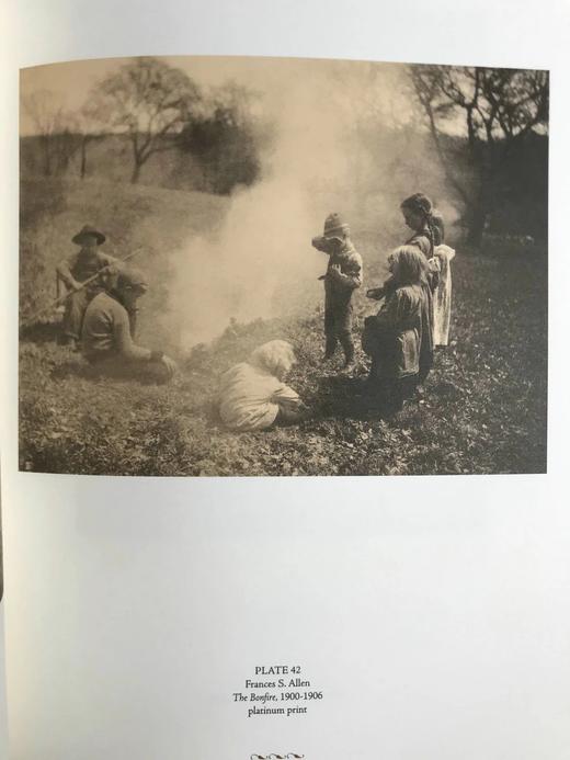 艾伦姐妹：摄影师1885-1920年 138幅插图 精装大16开 商品图9