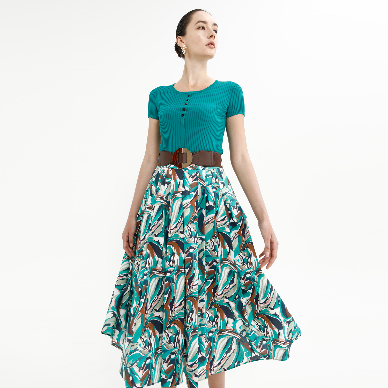 卡莉朵拉针织衫C26B7340