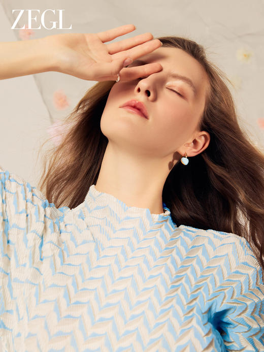 ZEGL爱心耳环女小众设计感高级桃心耳钉2023新款爆款复古气质耳饰 商品图5