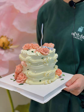 忘忧花园 （如图所示上面所有花朵均属奶油霜复古裱花，比较考验裱花师傅的裱花和调色技巧，耗费时间多一些哟！）