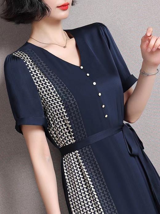 80640311 05195833 慕林格2118蚕丝裙 商品图0