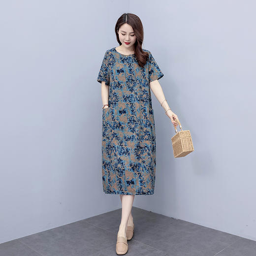 HR WX8808-79大码宽松遮肉显瘦简约时尚休闲印花连衣裙 商品图3