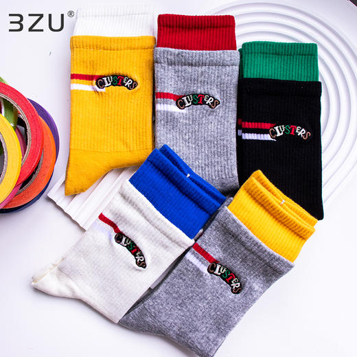 春夏多彩精梳棉青年男女同款中筒袜几何字母学院男士女士学生袜 商品图1