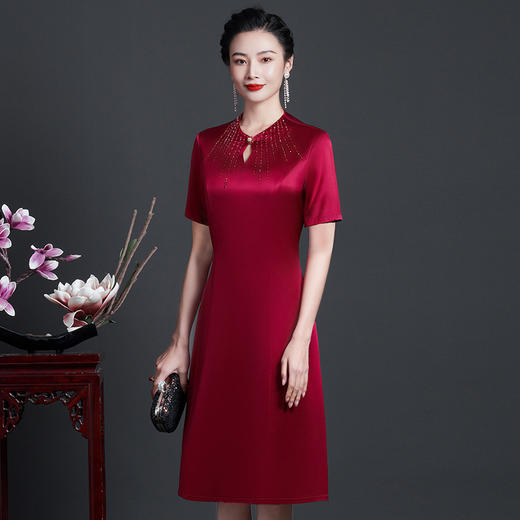 JC-62182改良旗袍连衣裙年轻新款女士气质红色婚宴喜婆婆礼服 商品图2