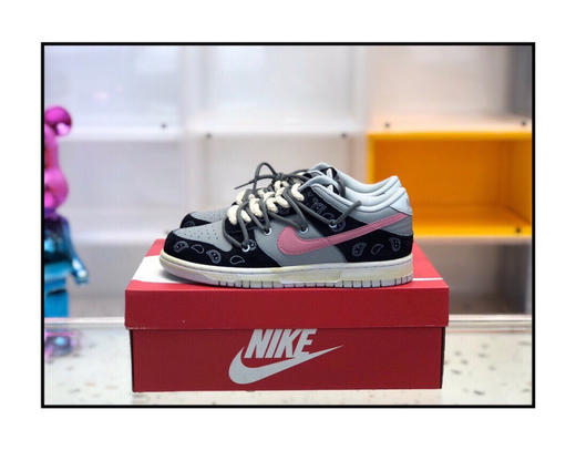 夏季特惠💰530 纯原版本 # NK SB Dunk Low 联名款复古休闲板鞋 商品图0