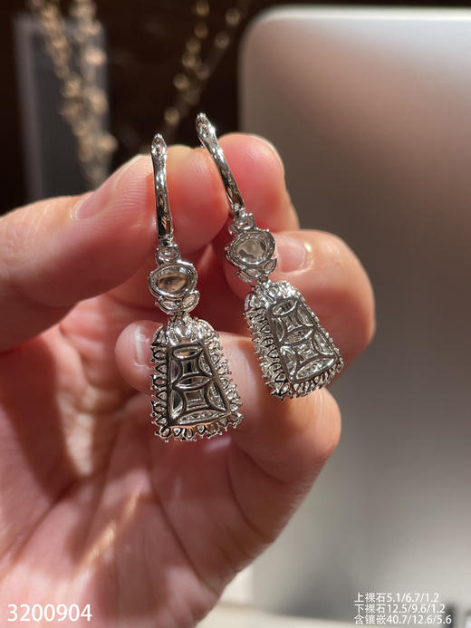 3200904，老坑冰艳绿无事牌耳坠。具体价格微信咨询 商品图7