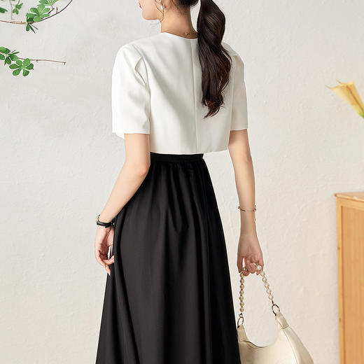 法式复古，气质通勤坎肩小外套+横条压褶大摆吊带裙两件套WLZD-2306312 商品图1