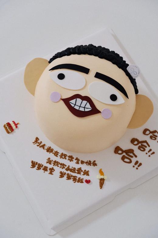 大耳红唇搞怪蛋糕 商品图0