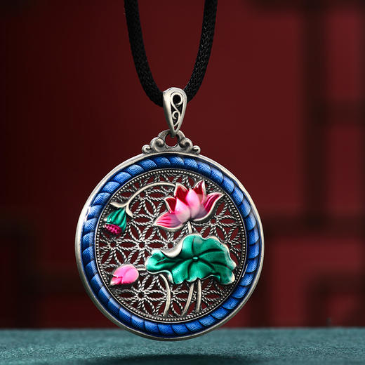 河南中钱   纯银999  花丝珐琅  复古镂空  烤蓝工艺  吊坠   含绳子  证书  精美首饰盒 商品图0