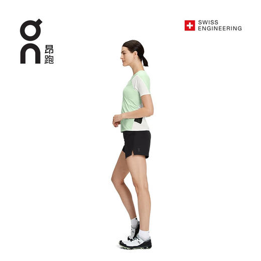 On昂跑2023春夏新品女款高性能轻量运动透气T恤Ultra-T 商品图1