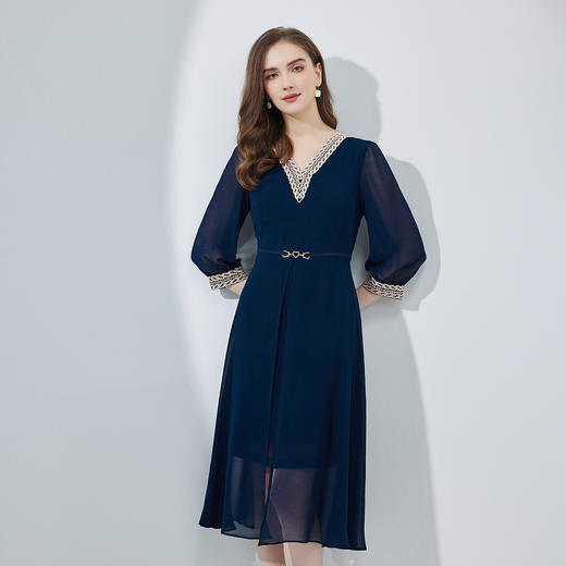 NF8E2斯尔丽瑟俪2023春夏新款蕾丝领袖口刺绣通透薄纱袖连衣裙 商品图0