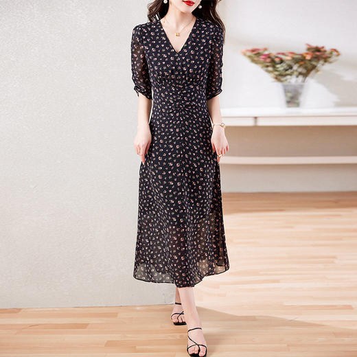 HRWL8639碎花连衣裙女2023年夏季新款韩系气质休闲百搭收腰显瘦中长款裙子 商品图2