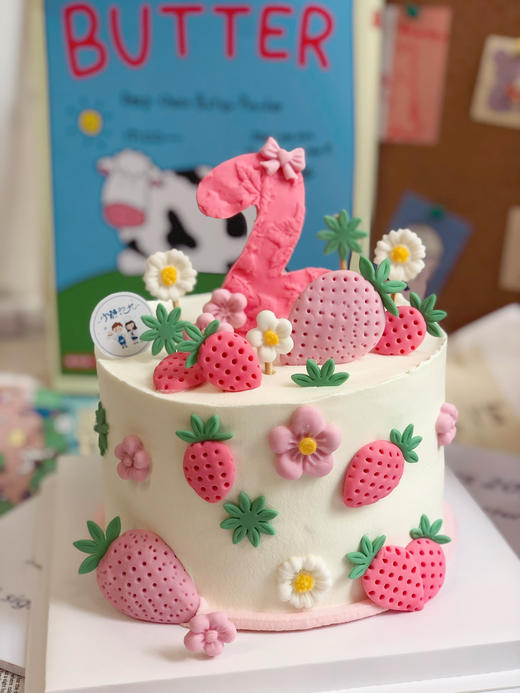 翻糖草莓小清新奶油蛋糕 下单前请仔细阅读商品详情 商品图1